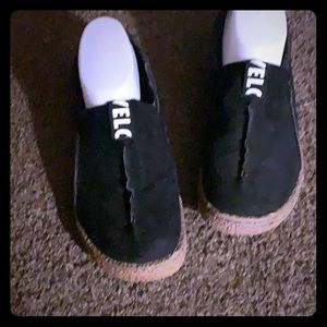 Velo Suede shoes. Comfortable rubber soles.